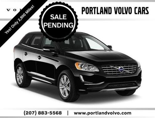 Onyx Black Metallic 2017 Volvo XC60 T5 Inscription