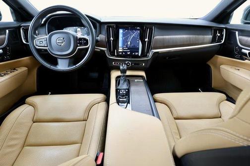 2021 Volvo S90 T6 Inscription