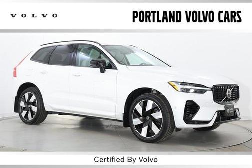 2024 Volvo XC60 Recharge Plug-In Hybrid T8 Plus Dark Theme