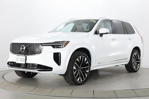 2025 Volvo XC90 B6 Plus 7-Seater
