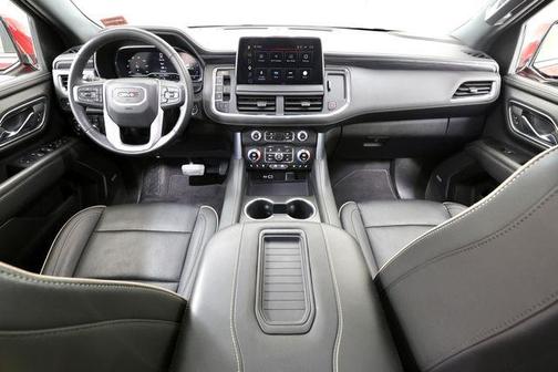 Volcanic Red Tintcoat 2024 GMC Yukon SLT