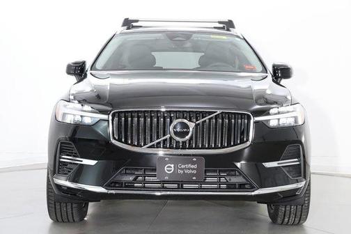 Black Stone 2023 Volvo XC60 Recharge Plug-In Hybrid T8 Core Bright Theme