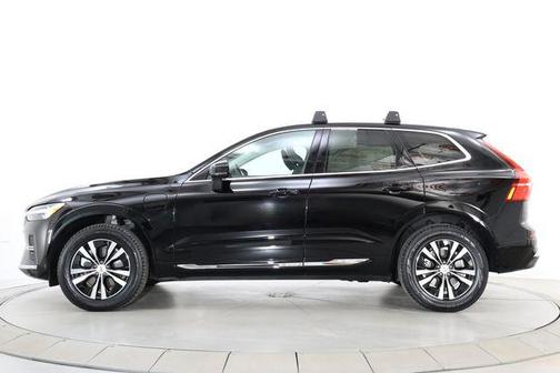 Black Stone 2023 Volvo XC60 Recharge Plug-In Hybrid T8 Core Bright Theme