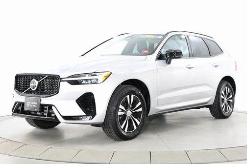 2025 Volvo XC60 B5 Core