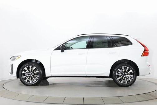 2025 Volvo XC60 B5 Core