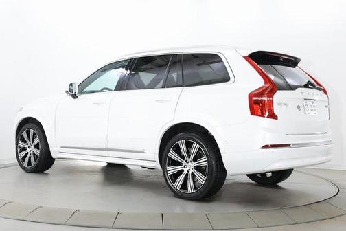 2023 Volvo XC90 B6 Ultimate 7-Seater