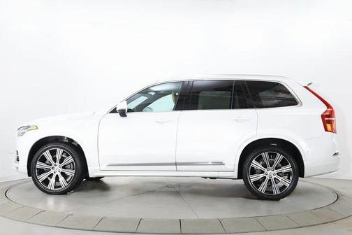 2023 Volvo XC90 B6 Ultimate 7-Seater