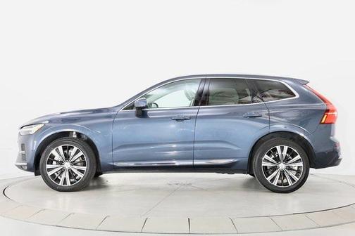 2022 Volvo XC60 B6 Inscription