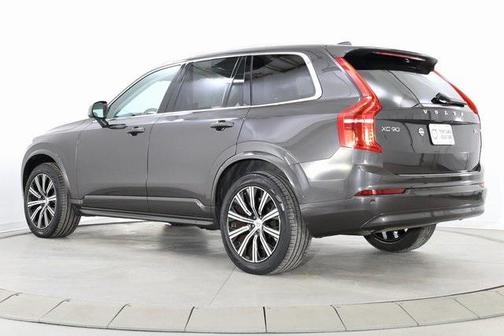 2023 Volvo XC90 B5 Core