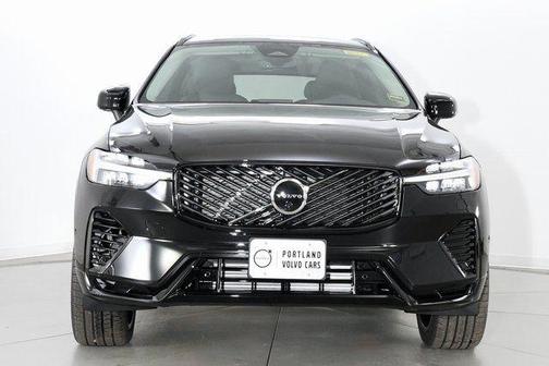 Onyx Black Metallic 2026 Volvo XC60 Plug-In Hybrid Ultra, T8 AWD Electric/Gasoline, Dark