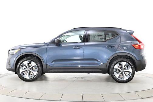 Denim Blue 2026 Volvo XC40 Core, B5 AWD Gas (mild hybrid), Dark