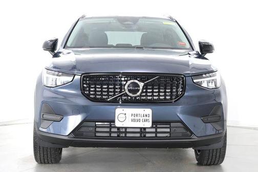 Denim Blue 2026 Volvo XC40 Core, B5 AWD Gas (mild hybrid), Dark
