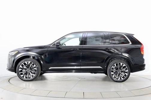 2025 Volvo XC90 B6 Plus 7-Seater