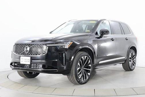 2025 Volvo XC90 B6 Plus 7-Seater