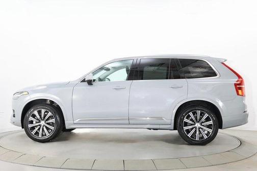 2025 Volvo XC90 B5 Core