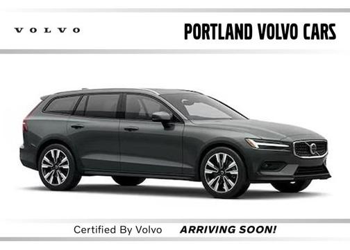 2025 Volvo V60 Cross Country Plus, B5 AWD Gas (mild hybrid)