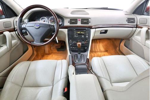 Ruby Red Pearl 2006 Volvo S80 2.5T