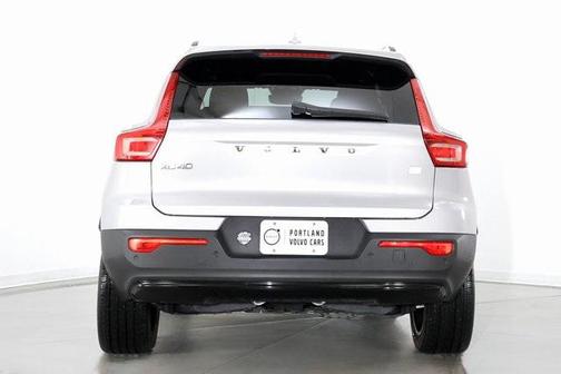 2023 Volvo XC40 Recharge Pure Electric Twin Core