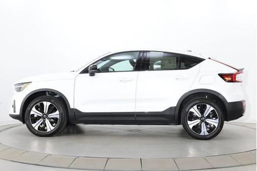 Crystal White Metallic 2023 Volvo C40 Recharge Pure Electric Twin Core