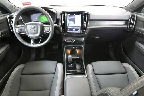 Crystal White Metallic 2023 Volvo C40 Recharge Pure Electric Twin Core