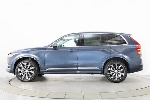 2025 Volvo XC90 B5 Core