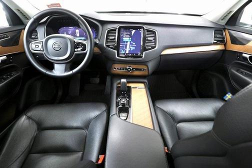 2023 Volvo XC90 B6 Plus 7-Seater