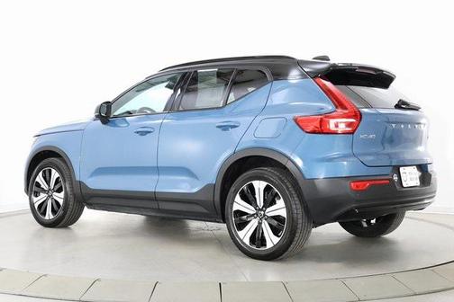 2023 Volvo XC40 Recharge Pure Electric Twin Plus