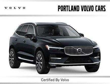 Onyx Black Metallic 2023 Volvo XC60 Recharge Plug-In Hybrid T8 Plus Dark Theme