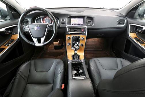 2018 Volvo S60 Inscription T5 Platinum