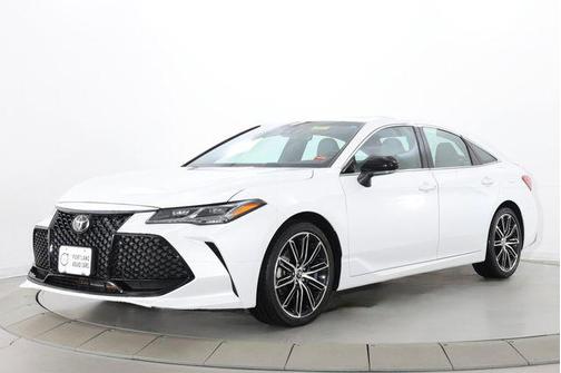 Wind Chill Pearl 2020 Toyota Avalon Touring
