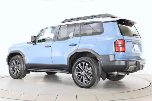 Heritage Blue/Gray Scape 2025 Toyota Land Cruiser Base