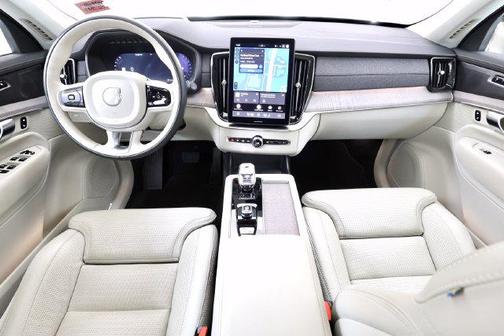 Vapour Grey Metallic 2026 Volvo XC90 Ultra, B6 AWD Gas (mild hybrid), Gasoline, Bright, 7 Seats