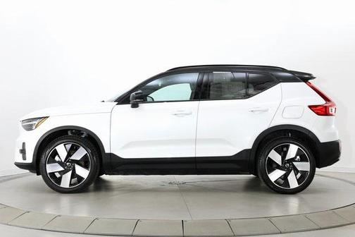 2024 Volvo XC40 Recharge Pure Electric Twin Plus