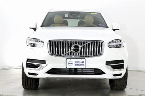 2025 Volvo XC90 Plug-In Hybrid Ultra