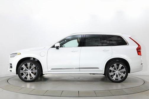 2025 Volvo XC90 Plug-In Hybrid Ultra