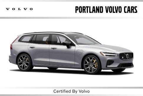 Silver Dawn Metallic 2023 Volvo V60 Recharge Plug-In Hybrid Polestar