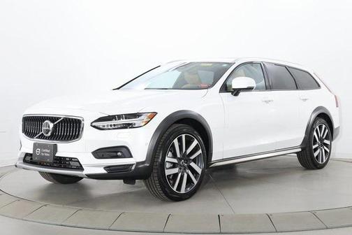2024 Volvo V90 Cross Country B6 Ultimate