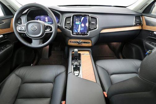 2024 Volvo XC90 Recharge Plug-In Hybrid T8 Plus 6-Seater