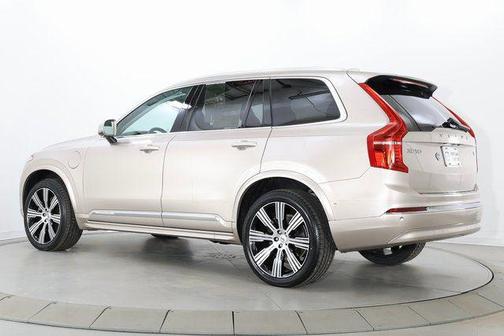 2024 Volvo XC90 Recharge Plug-In Hybrid T8 Plus 6-Seater
