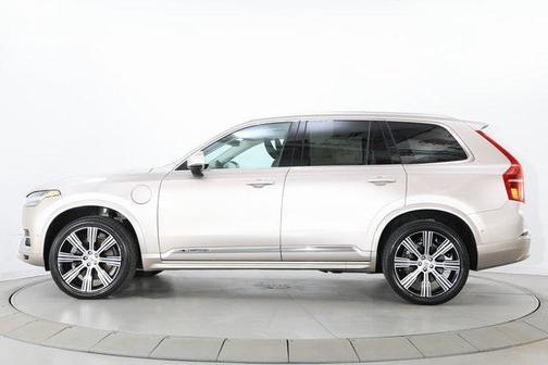 2024 Volvo XC90 Recharge Plug-In Hybrid T8 Plus 6-Seater