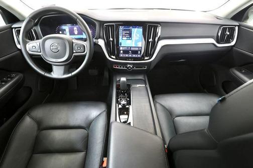 2024 Volvo S60 B5 Core Dark Theme