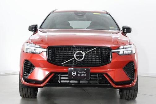 2022 Volvo XC60 Recharge Plug-In Hybrid T8 R-Design