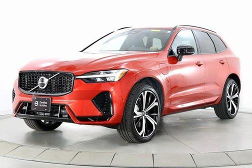 2022 Volvo XC60 Recharge Plug-In Hybrid T8 R-Design