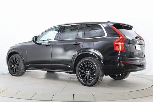 2023 Volvo XC90 B6 Core