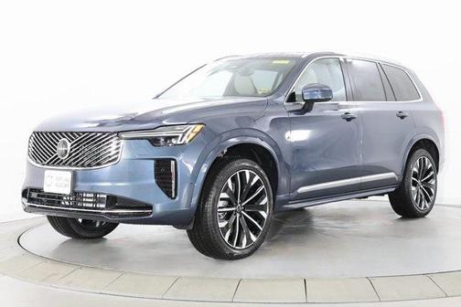 2026 Volvo XC90 B6 Plus 6-Seater