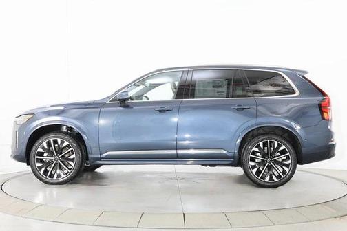2026 Volvo XC90 B6 Plus 6-Seater