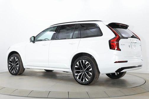 Crystal White Pearl 2026 Volvo XC90 Ultra Dark Theme, B6 AWD Gas (mild hybrid), Gasoline, 6 Seats