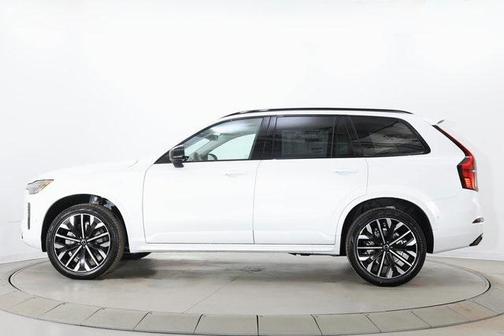 2026 Volvo XC90 Ultra Dark Theme, B6 AWD Gas (mild hybrid), Gasoline, 6 Seats