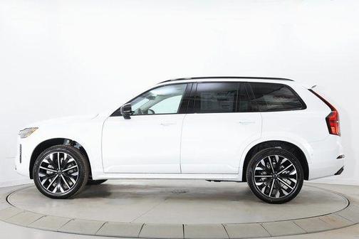 Crystal White Pearl 2026 Volvo XC90 Ultra Dark Theme, B6 AWD Gas (mild hybrid), Gasoline, 6 Seats