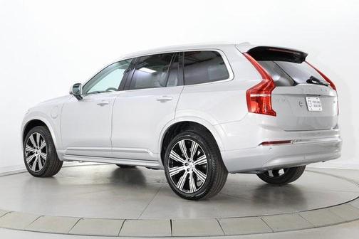 2025 Volvo XC90 Plug-In Hybrid Core